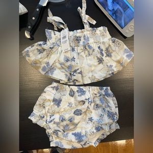 Two piece set - multi colored